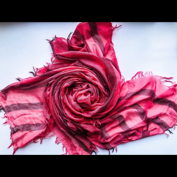 Handmade Silk & Cashmere Scarf/Shawl - Picture 2 of 4